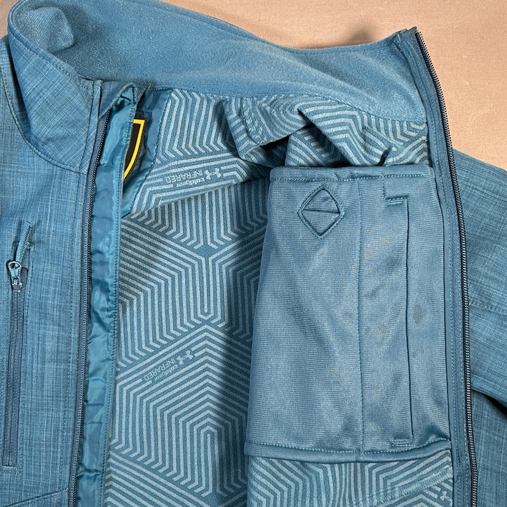 Under Armour Jacket - image 8